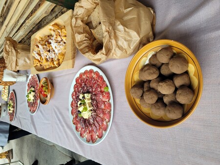 Prireditev DEKD pri Juvanovi hiši